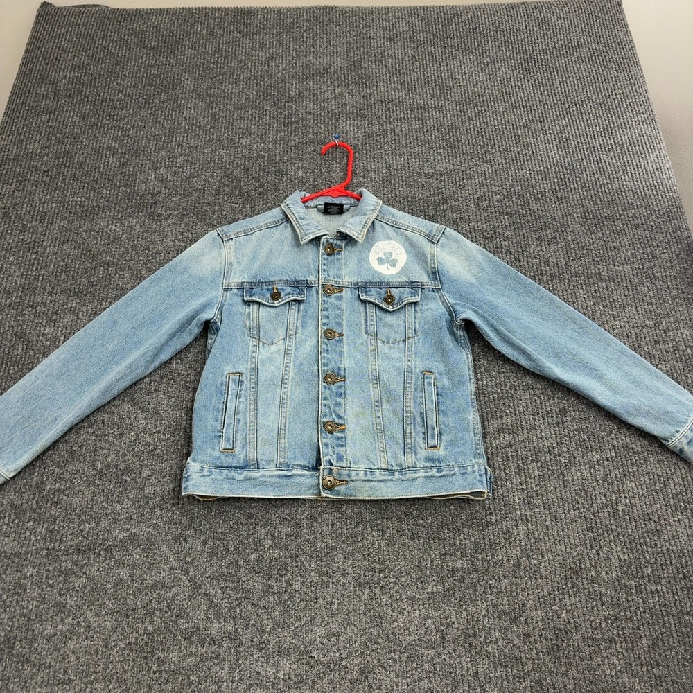 Boston Celtics NBA Denim Jacket Kids M Blue 100% Cotton Graphic Back Sporty